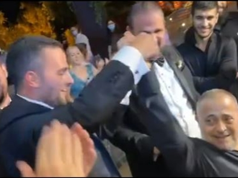 جورج وسوف يحتفل بزفاف ابنه جونيور