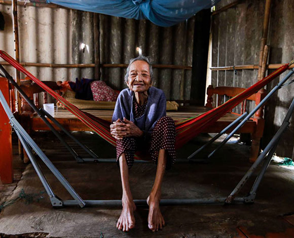 الإمرأة الأغرب في العالم ... 31 سنة من دون نوم