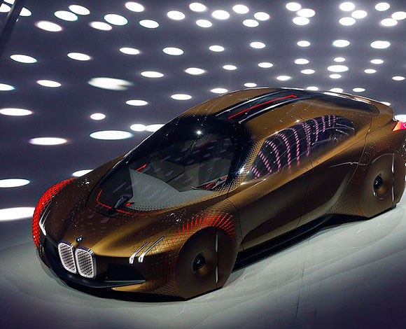 تعرف على سيارة المستقبل التجريبية Vision Next 100 من بي إم دبليو