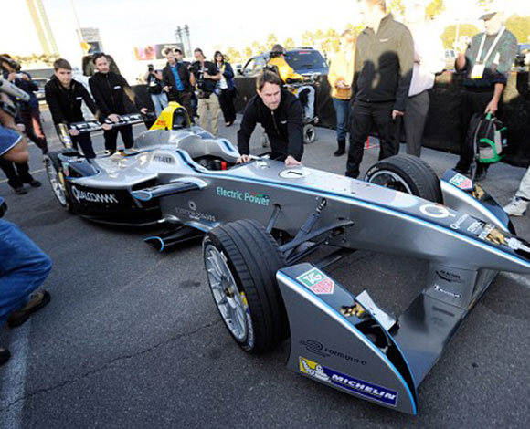 مليون دولار جائزة الفائز بسباق Formula E