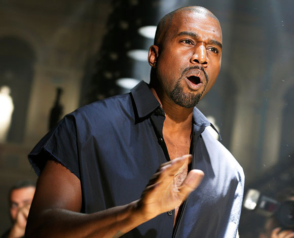 أشياء سخيفة طلبها نجوم الموسيقى في حفلاتهم