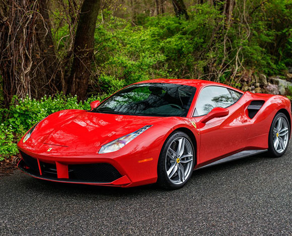 اطلعوا على أجمل ميزات سيارة Ferrari 488 GTB الجديدة
