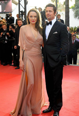 تاريخ أنجلينا جولي حافل بقصص الحبّ!