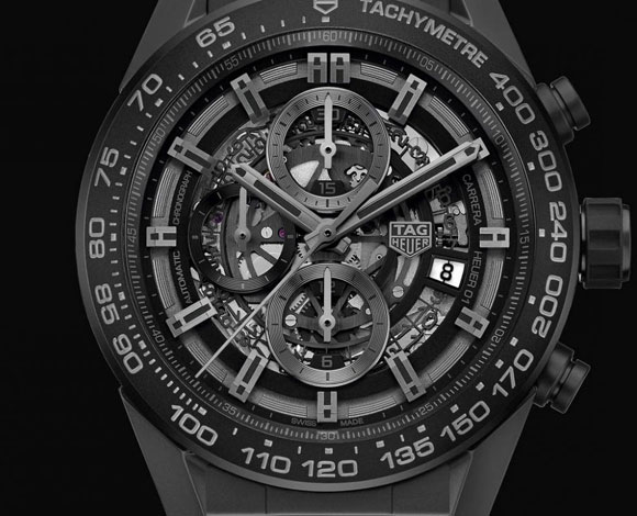 ساعة Tag Heuer Carrera Heuer من السيراميك الأسود!
