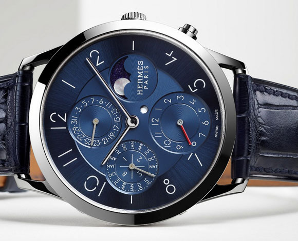 هذه هي ساعة Quantième Perpétuel Platine من ابداع HERMES