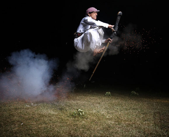 كاديلاك وبالتعاون مع "حسين الدغريري" يكتشفان مناطق جديدة في السعودية