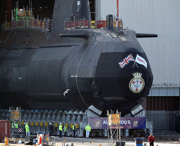 بالصور... شاهد غواصة HMS Audacious النووية الجديدة