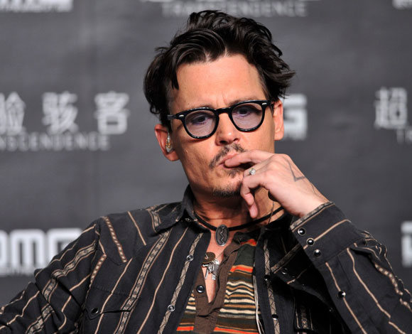 أزمة جديدة يواجهها النجم جوني ديب بسبب نمط حياته المترف !