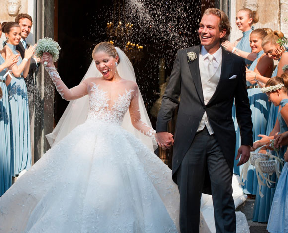 نظرة على زفاف وريثة سواروفسكي وفستانها البالغ سعره مليون دولار