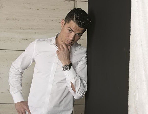 كريستيانو رونالدو سفير العلامة التجارية "TAG Heuer"  