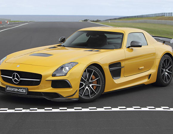 مرسيدس بينز SLS 3 2014 بالسلسلة السوداء من Mcchip