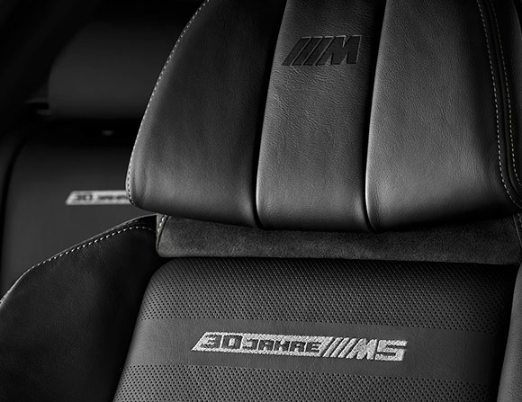نسخة الـ30 عاماً من BMW M5 رياضيّة بقوّة 600 حصان