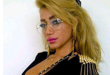 شبيهة مايا دياب تتهمها بتقليدها