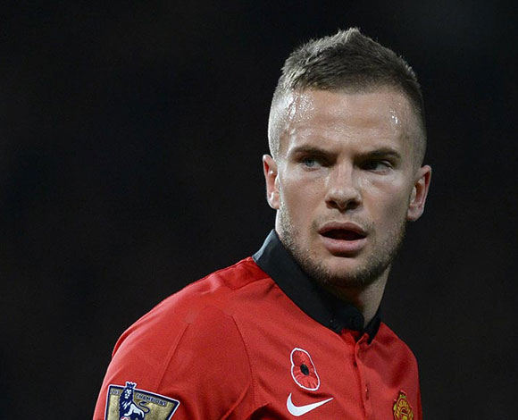 لاعب مانشستر يونايتد يعرض ساعته للبيع!