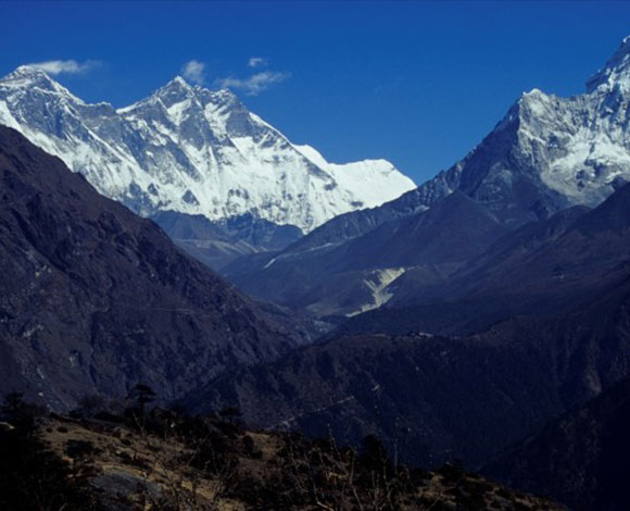 لمحبي السفر والمغامرات: اعلى 10 جبال في العالم يجب زيارتها