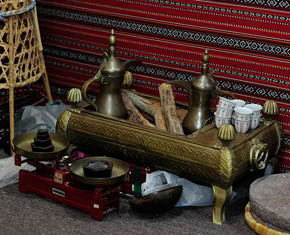 "جناح الإمارات" في القرية العالمية: طابع معماري يعكس تقاليد الضيافة الأصيلة