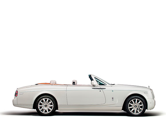 دبي تستقبل "Rolls-Royce Maharaja Phantom Drophead Coupe"