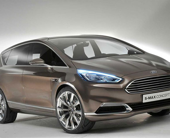 فورد S-Max 2015 تظهر بلمسات كرومية ومزايا عملية