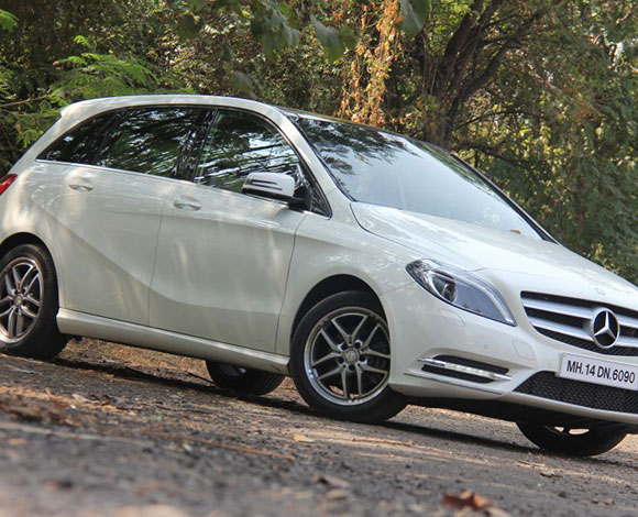 "مرسيدس" تكشف النقاب عن B-Class المحسنة