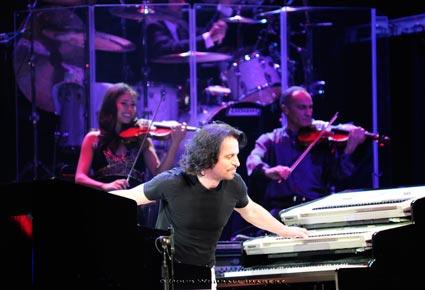 ياني يعود الى دبي ويعد بحفلين استثنائيين