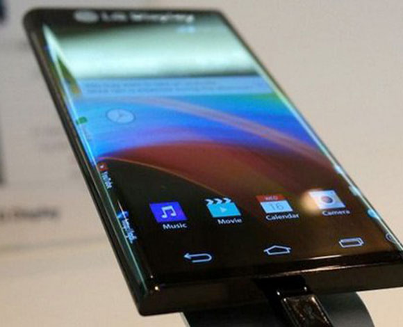 هاتف بشاشة منحنية من الجانبين من LG