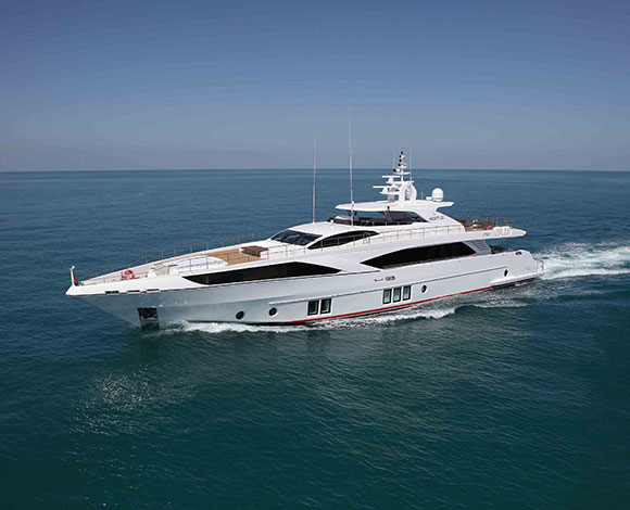 "جلف كرافت" تعرض أحدث يخوتها الفاخرة في معرض أمواج مارينا للقوارب