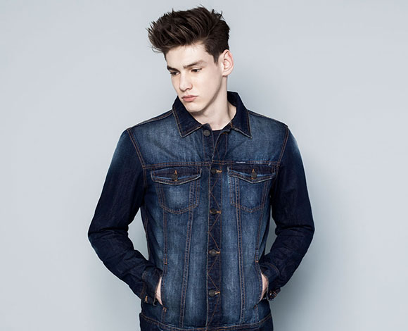 لمسة من الحياة اليومية المعاصرة عنوان تشكيلة  PULL&BEAR لهذا الموسم