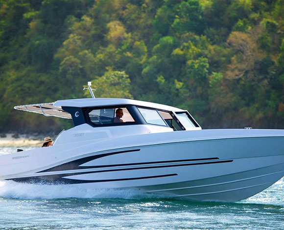 "جلف كرافت" تعرض للمرة الأولى في الكويت "ماجيستي 121"