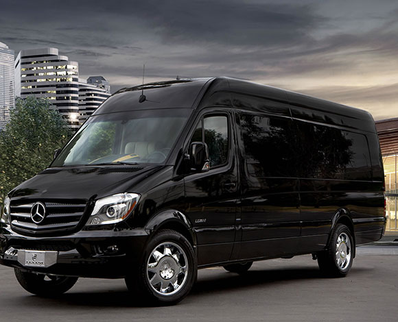 الكشف عن سيارة Grazia من انتاج Lexani Motorcars
