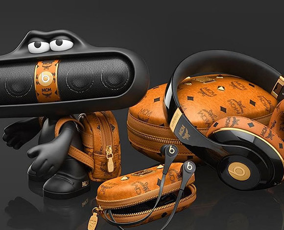 تشكيلة المنتجات السمعية Beats x MCM... فن وابداع
