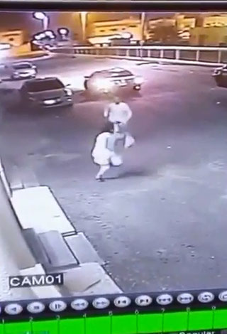 بالفيديو- اختطاف طفل سعودي أمام عدسات الكاميرا