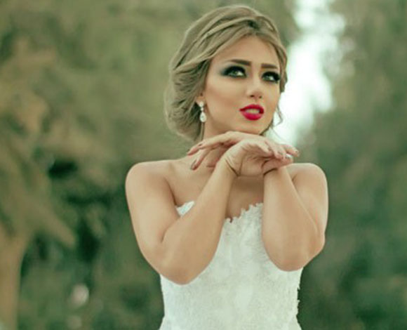 صور ساره سلامه‎: اناقة ونجاح