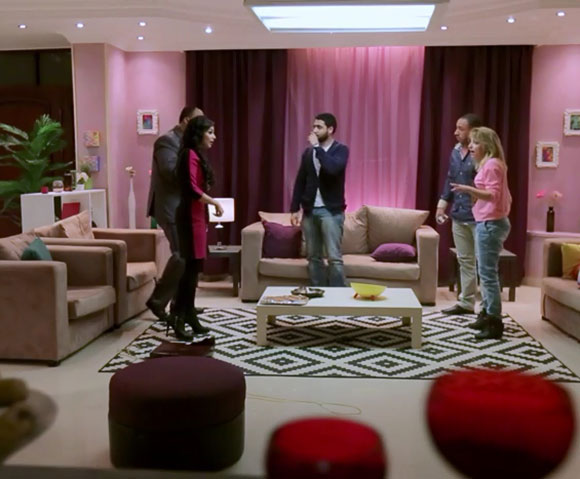 بالفيديو: عراك وشجار على الهواء