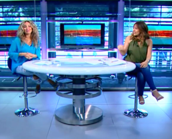 بالفيديو: هذا ما حصل مع مذيعة لبنانيّة على الهواء