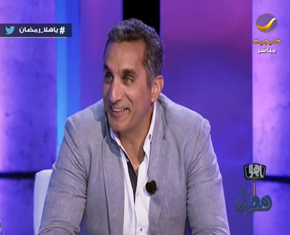 بالفيديو: باسم يوسف يتعرض لموقف حرج على الهواء
