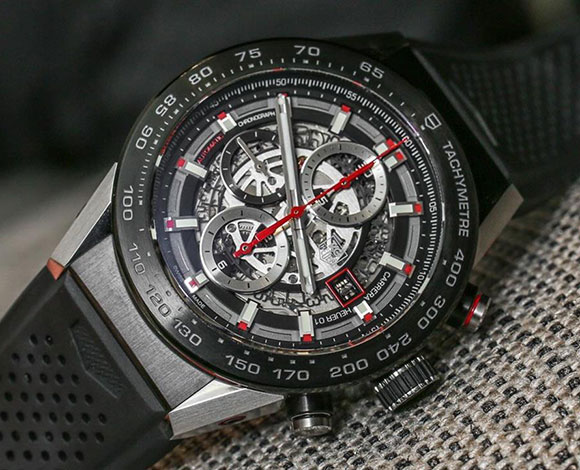 إليك الساعة التكنولوجية الأولى في العالم من Tag Heuer