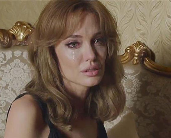 أخيرا الفيديو الإعلاني الأول لفيلم أنجلينا جولي وبراد بيت الجديد "By The Sea"
