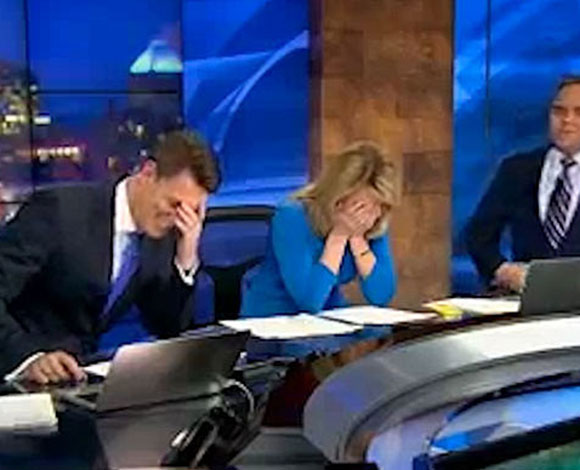 بالفيديو- موقف محرج على الهواء