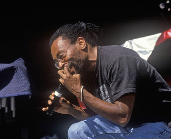 أغان شكلت نقلة في حياة النجوم على صعيدي الثراء والشهرة