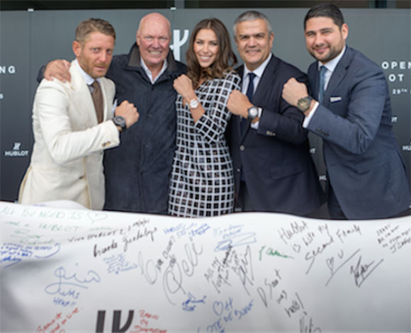 سفيرا Hublot لابو ألكان وبيليه حضرا تدشين المصنع الثاني للماركة