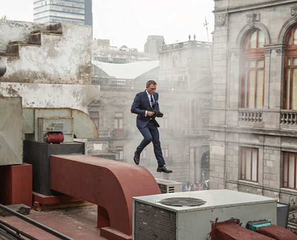 فيلم Spectre... رحلة إمتاع للجمهور ونجاح في شباك التذاكر
