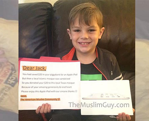 طفل أمريكي يتبرع بكل مدخراته لبناء مسجد... فكيف كان الرد؟