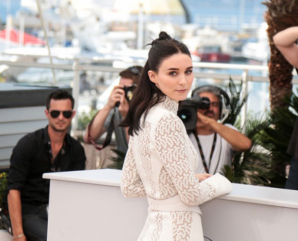 8 من أبرز النجوم ولدوا أثرياء... تعرف إليهم