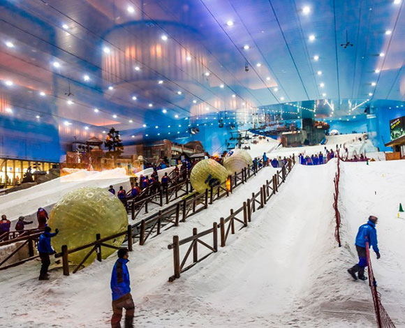 10 طرق مجنونة يمكن من خلالها إنفاق الأموال عند زيارة دبي