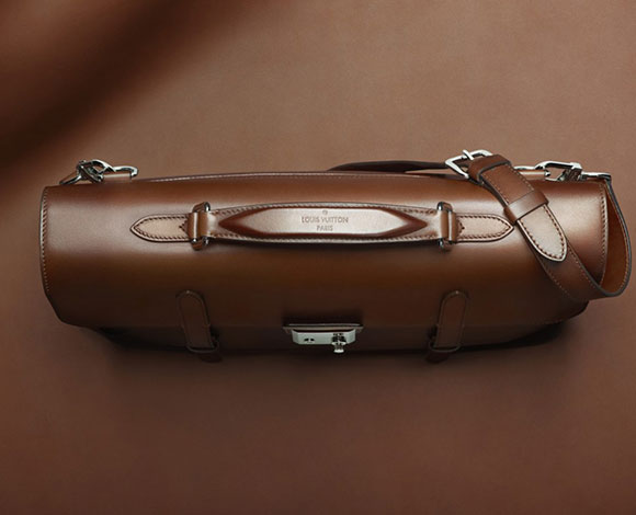 حقيبة Cartable المدرسية الجديدة... أحدث إبداعات لويس فويتن