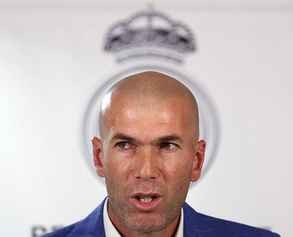 بالصور .. رسميا زين الدين زيدان مدربا لريال مدريد