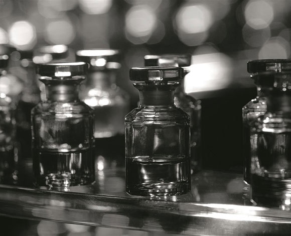 عطر ديور: رقة وقوة وأناقة