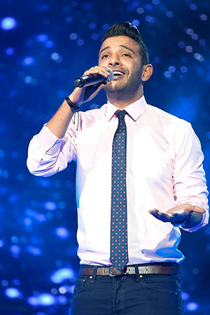 التنافُس على اللقب مستمر في تصفيات ‏Arab Idol: ولجنة التحكيم تمنح البطاقة الذهبية ل محمد حسن
