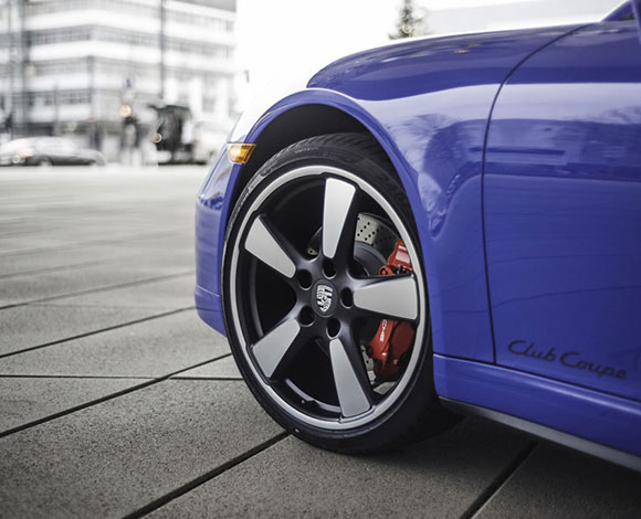 بورش تطلق نسخة محدودة من سيارة 911 GTS Club Coupe