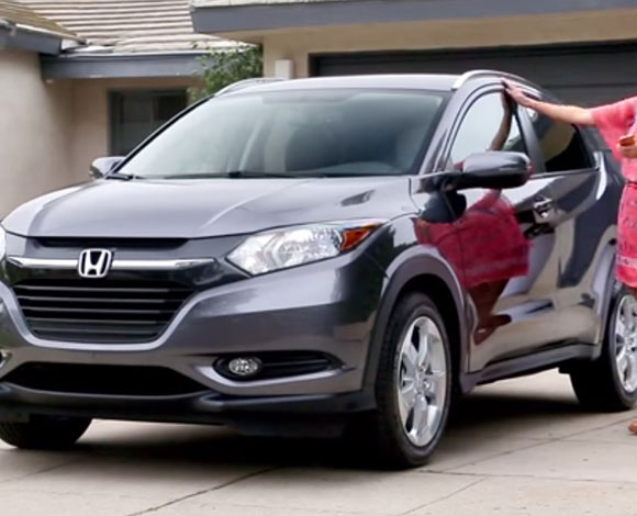 أول سيارة "سيلفي" في العالم